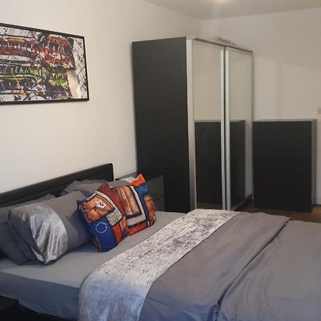 Double Room With Shared Bathroom London Luaran gambar
