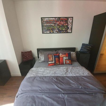 Double Room With Shared Bathroom London Luaran gambar